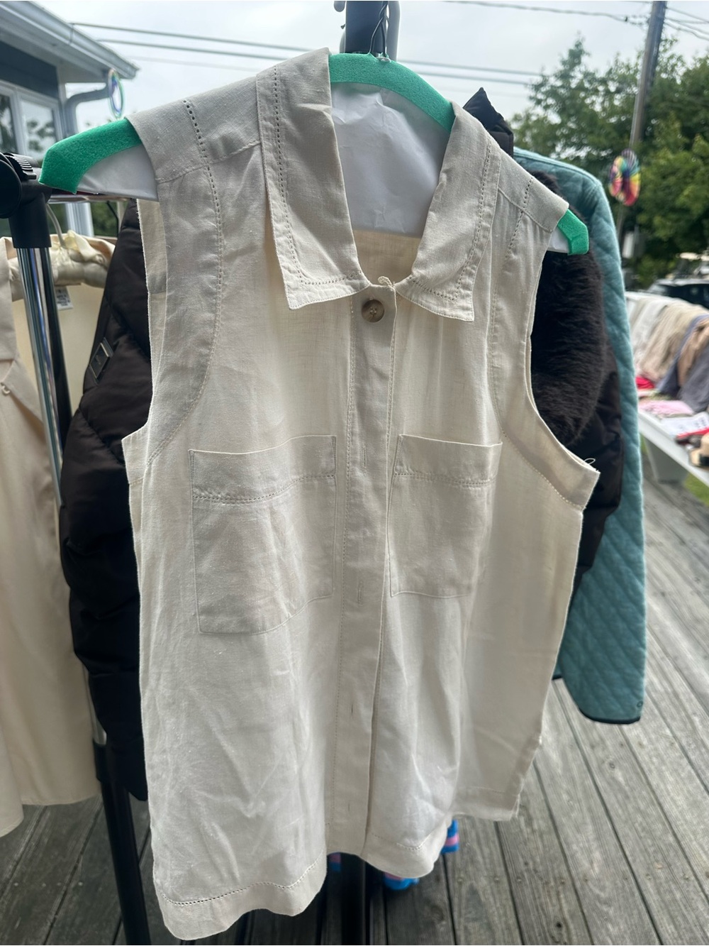 L Sport 100% Linen skirt & top set. In great condition.